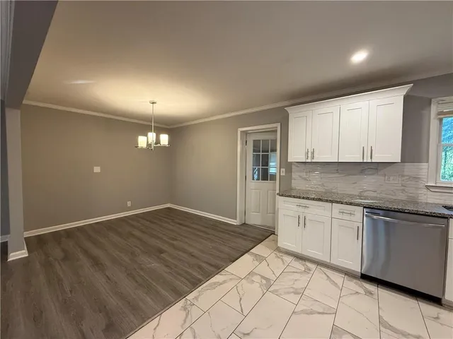 $1,800 | 1576 Carolyn Drive Southwest, Unit A, Stone Mountain, GA 30087