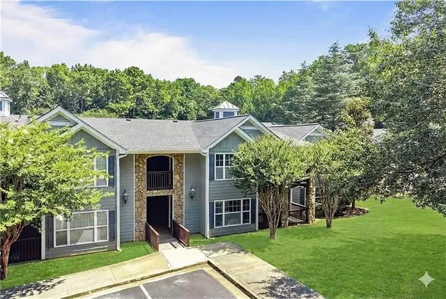 $1,899 | 1002 Madison Ln S East, Smyrna, GA 30080