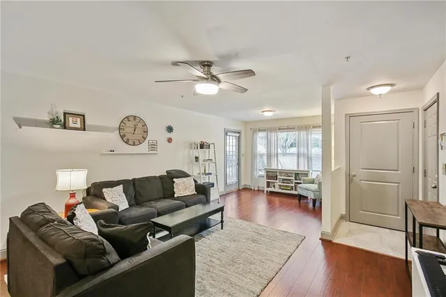 $1,899 | 1002 Madison Ln S East, Smyrna, GA 30080