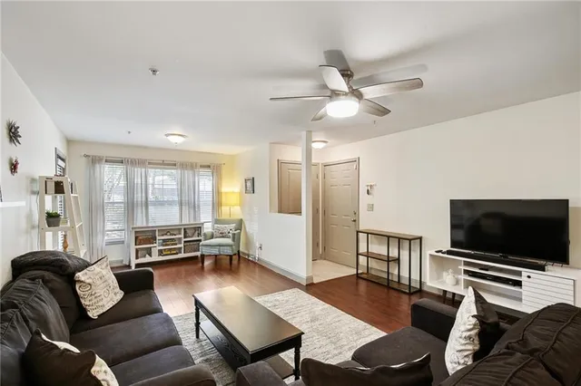 $1,899 | 1002 Madison Ln S East, Smyrna, GA 30080