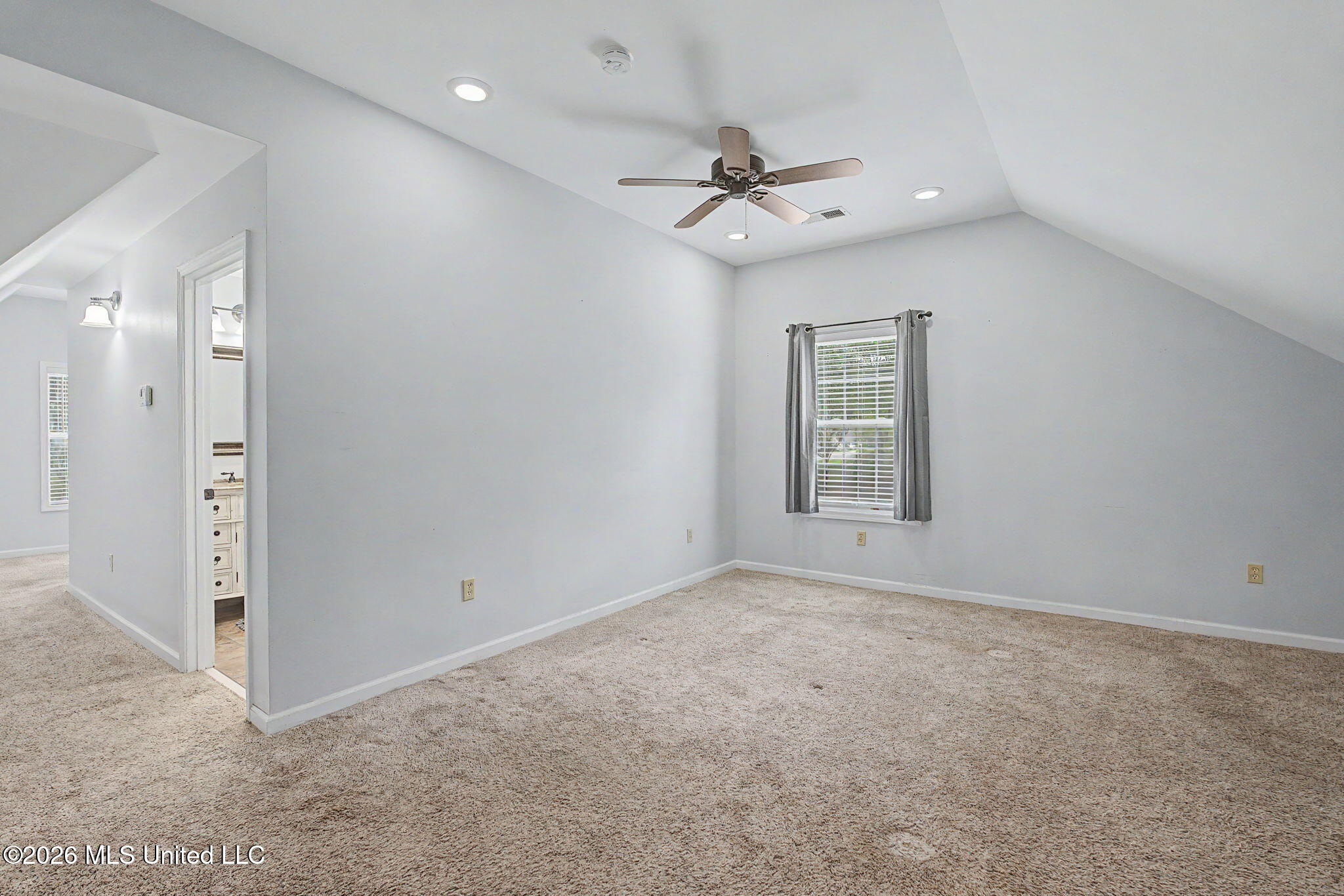 4310 Windermere Drive Nesbit, MS 38651 - Photo 25 of 42 Primary suite