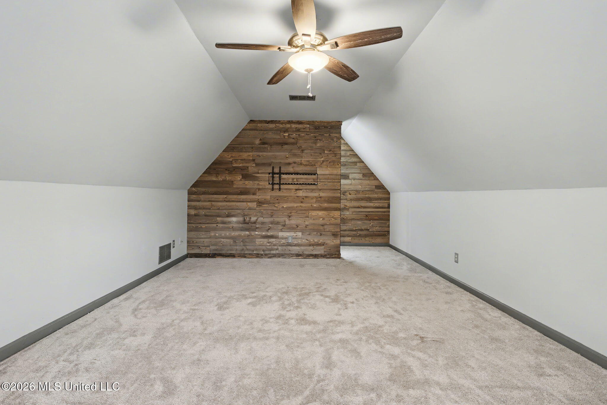 4310 Windermere Drive Nesbit, MS 38651 - Photo 31 of 42 Media/bonus room!