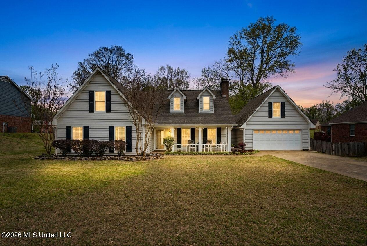 4310 Windermere Drive Nesbit, MS 38651 - Photo 42 of 42 Twilight View!