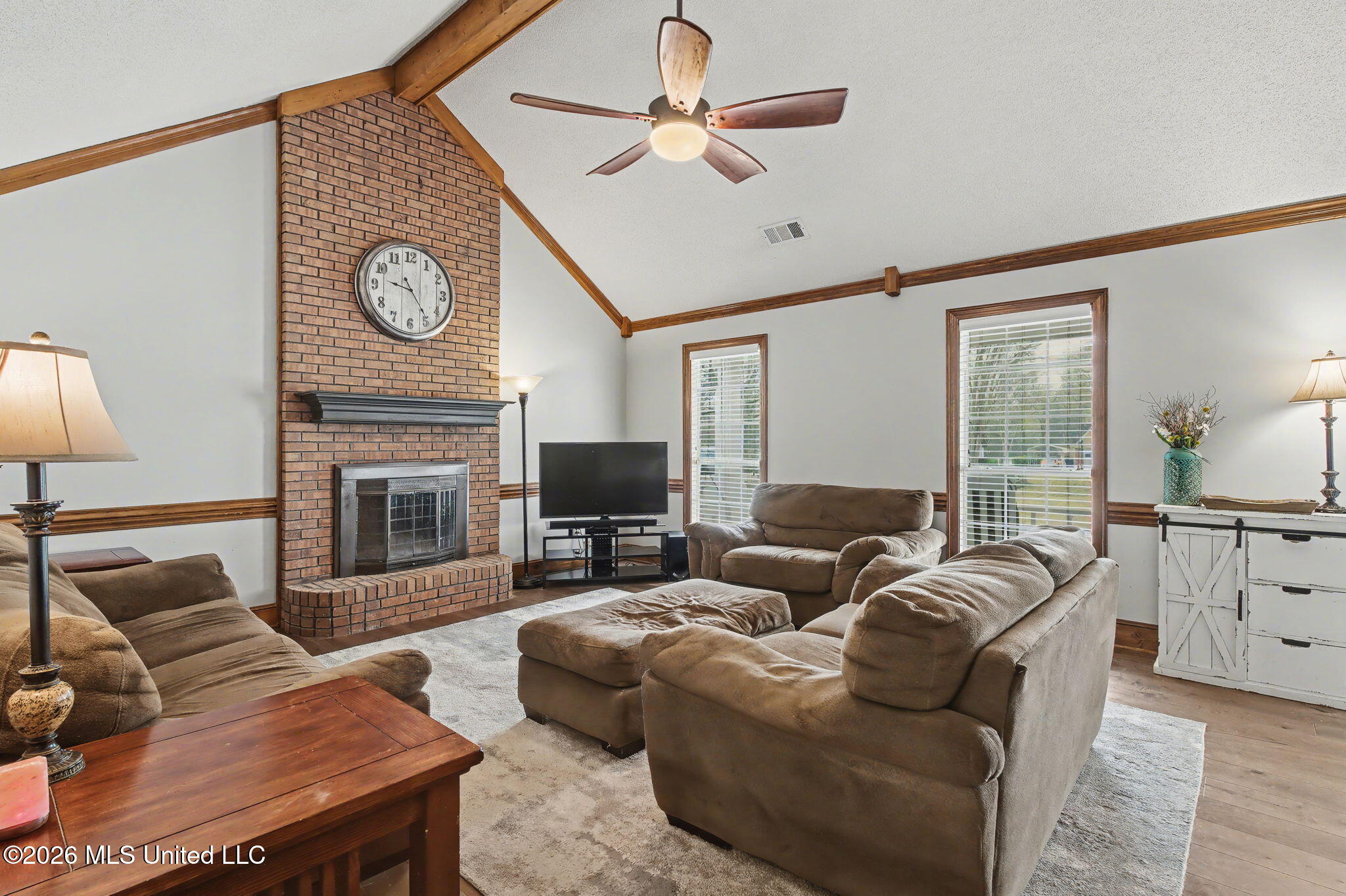 4310 Windermere Drive Nesbit, MS 38651 - Photo 7 of 42 Living room!