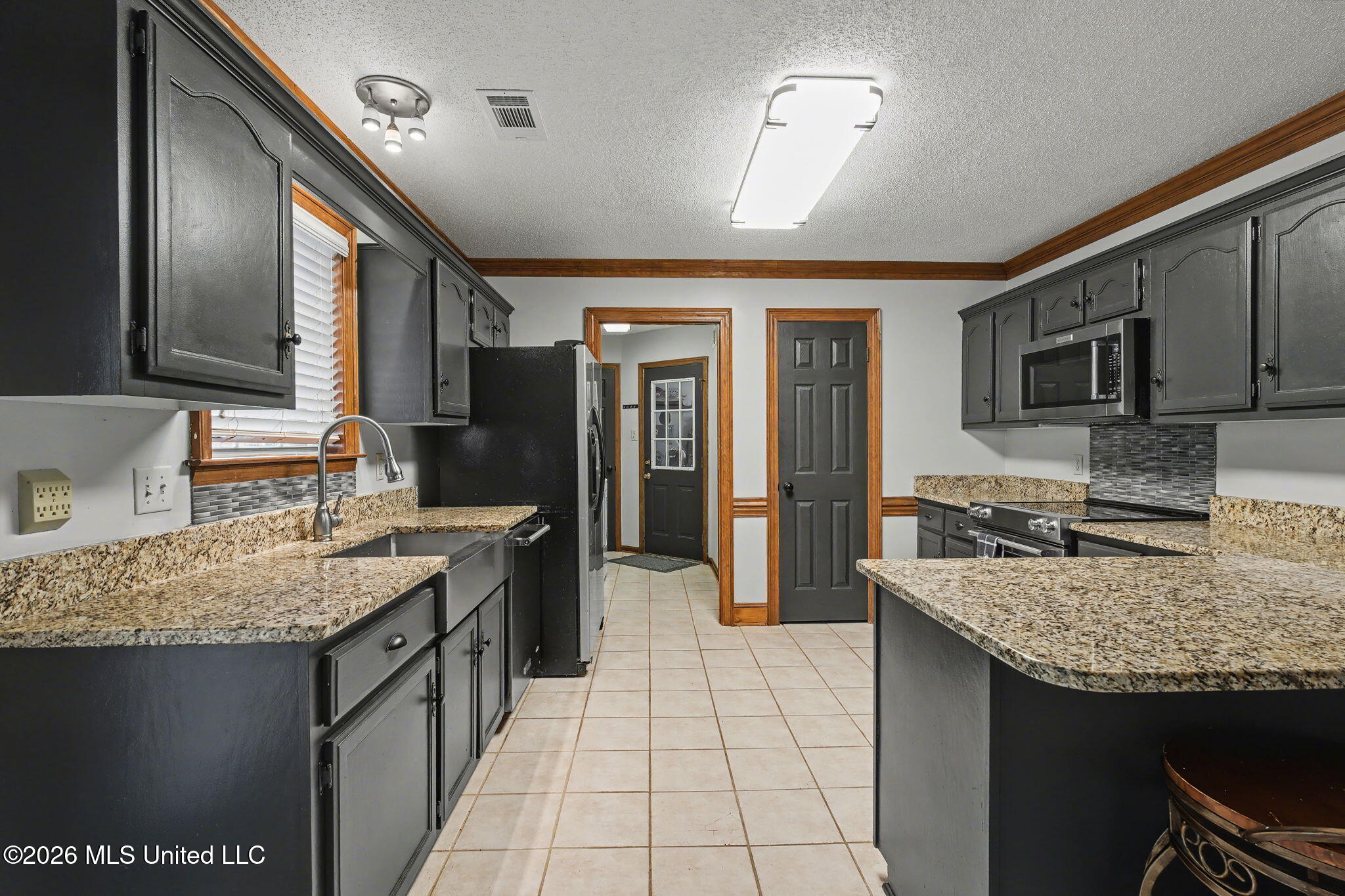 4310 Windermere Drive Nesbit, MS 38651 - Photo 9 of 42 Kitchen!