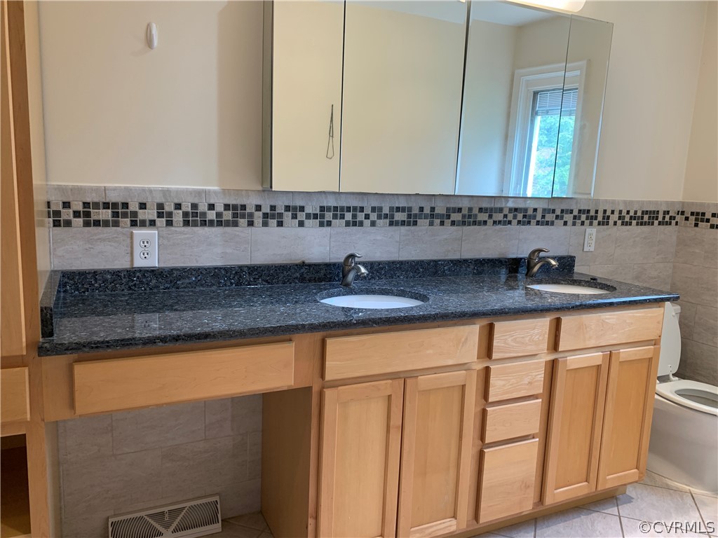 7920 Chowning Road Henrico, VA 23294 - Photo 17 of 41 Gallery Image 17