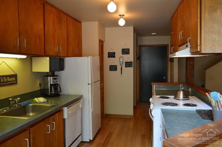 13621 Vetch, Unit 35 Sisters, OR 97759 - Photo 8 of 25 Additional Photo