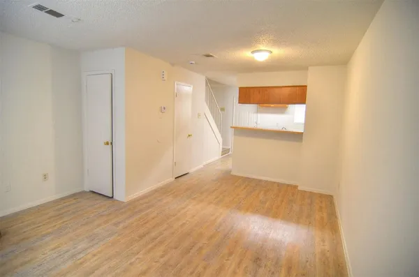 $1,050 | 9451 Olde Village Court, Dallas, TX 75227