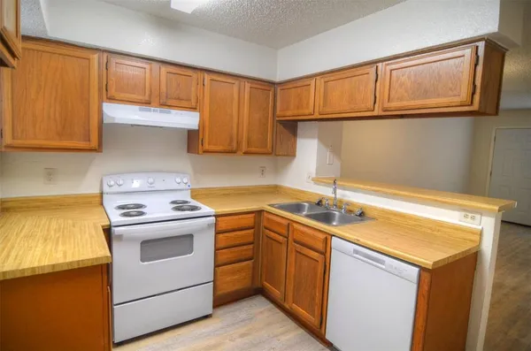 $1,050 | 9451 Olde Village Court, Dallas, TX 75227