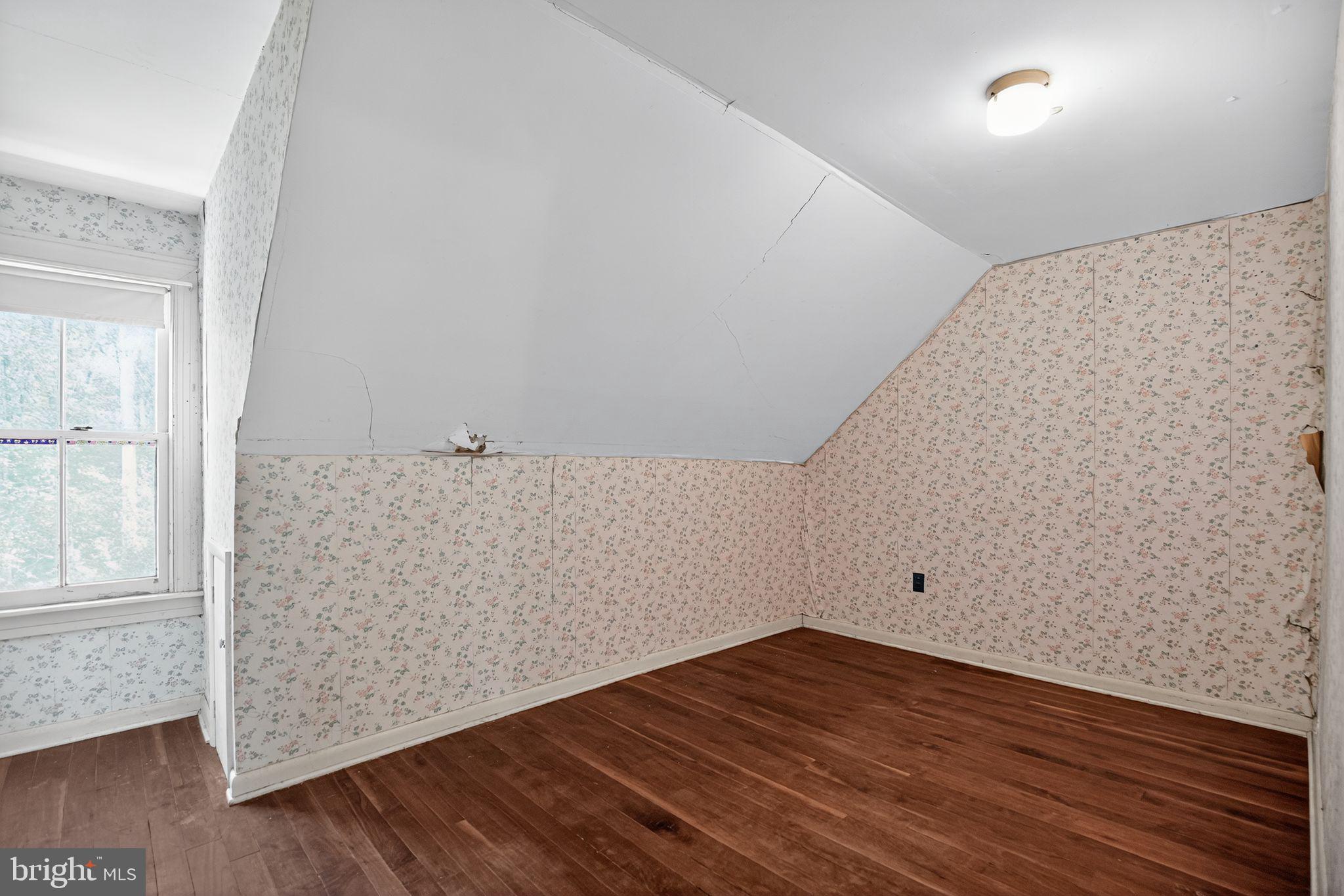 7532 Bumpy Oak Road La Plata, MD 20646 - Photo 24 of 40 Upper Level Bedroom 4