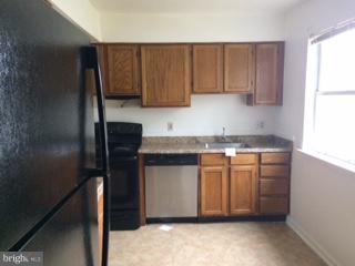 2 Luffing Court Baltimore, MD 21221 - Photo 3 of 8 Kitchen