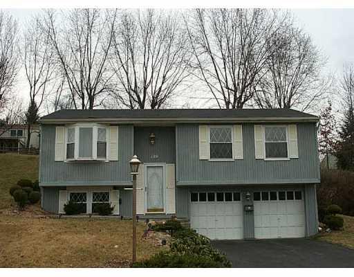189 Hunting Creek Road Canonsburg, PA 15317 - Photo 1 of 8 Exterior Front.