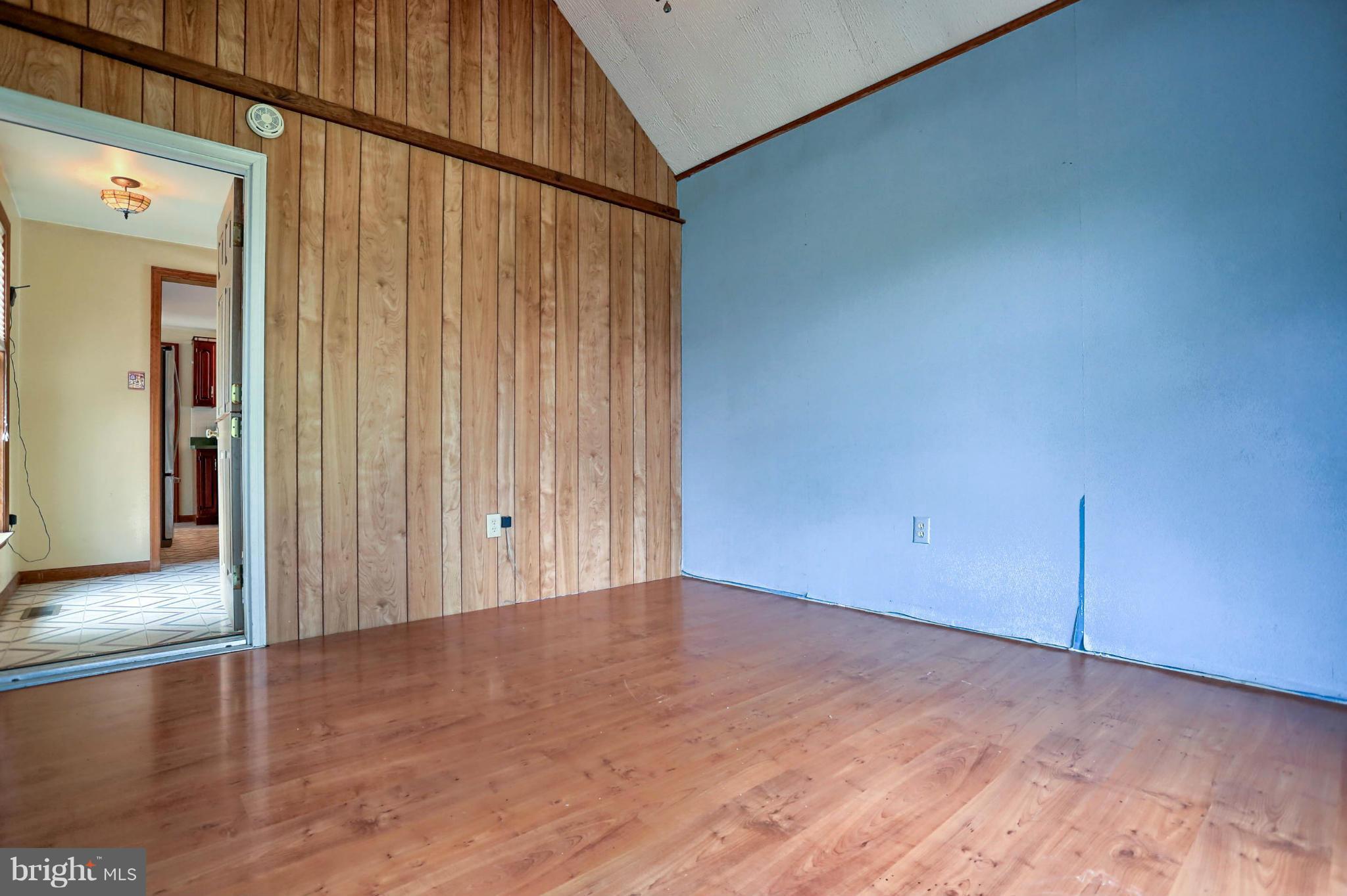 16309 Broadfording Road Clear Spring, MD 21722 - Photo 17 of 30 Bedroom