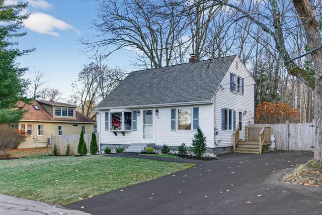 $550,000 | 74 Chesley Avenue, Portland, ME 04103