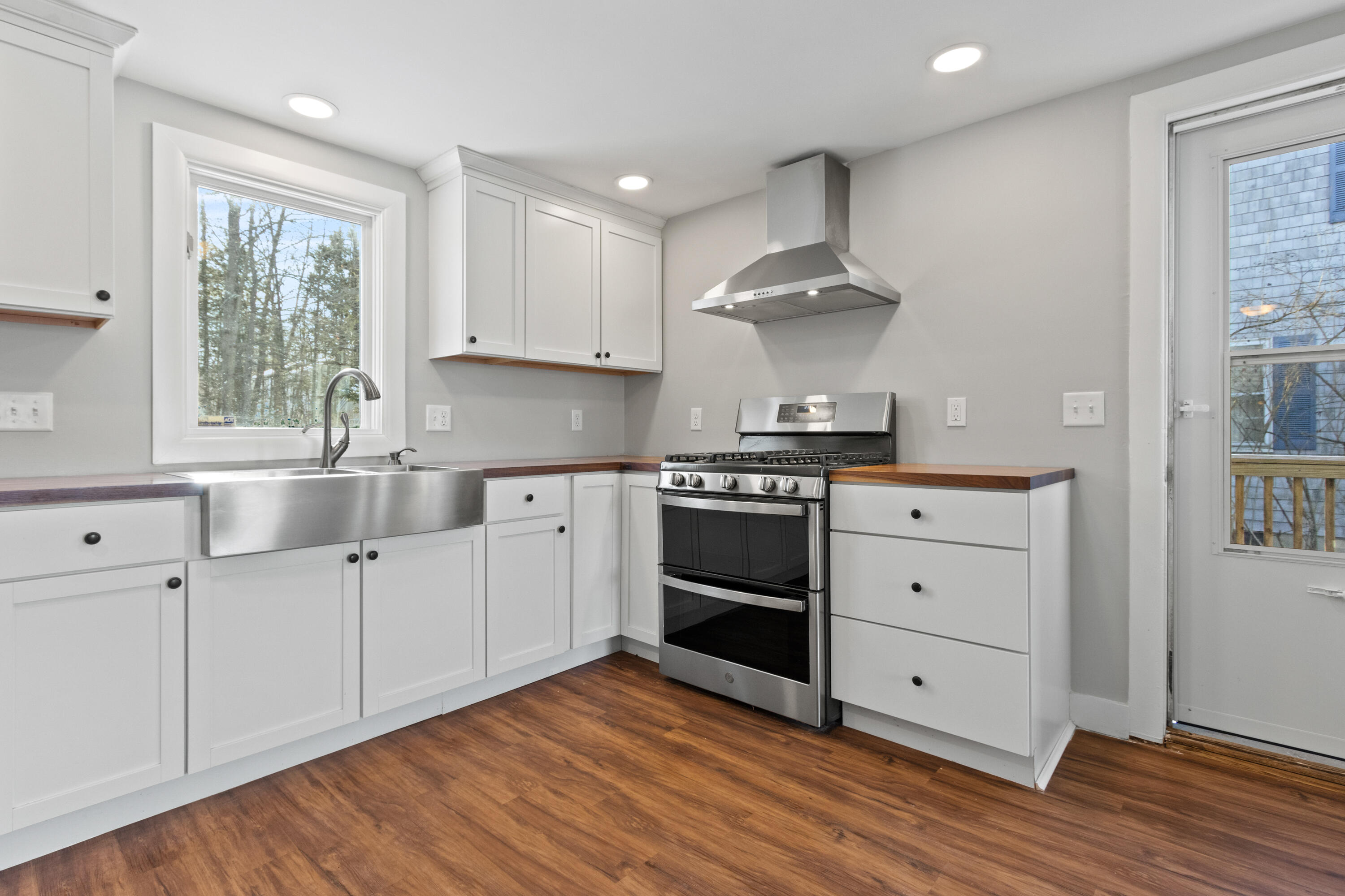 74 Chesley Avenue Portland, ME 04103 - Photo 17 of 43 20251207TG-71011