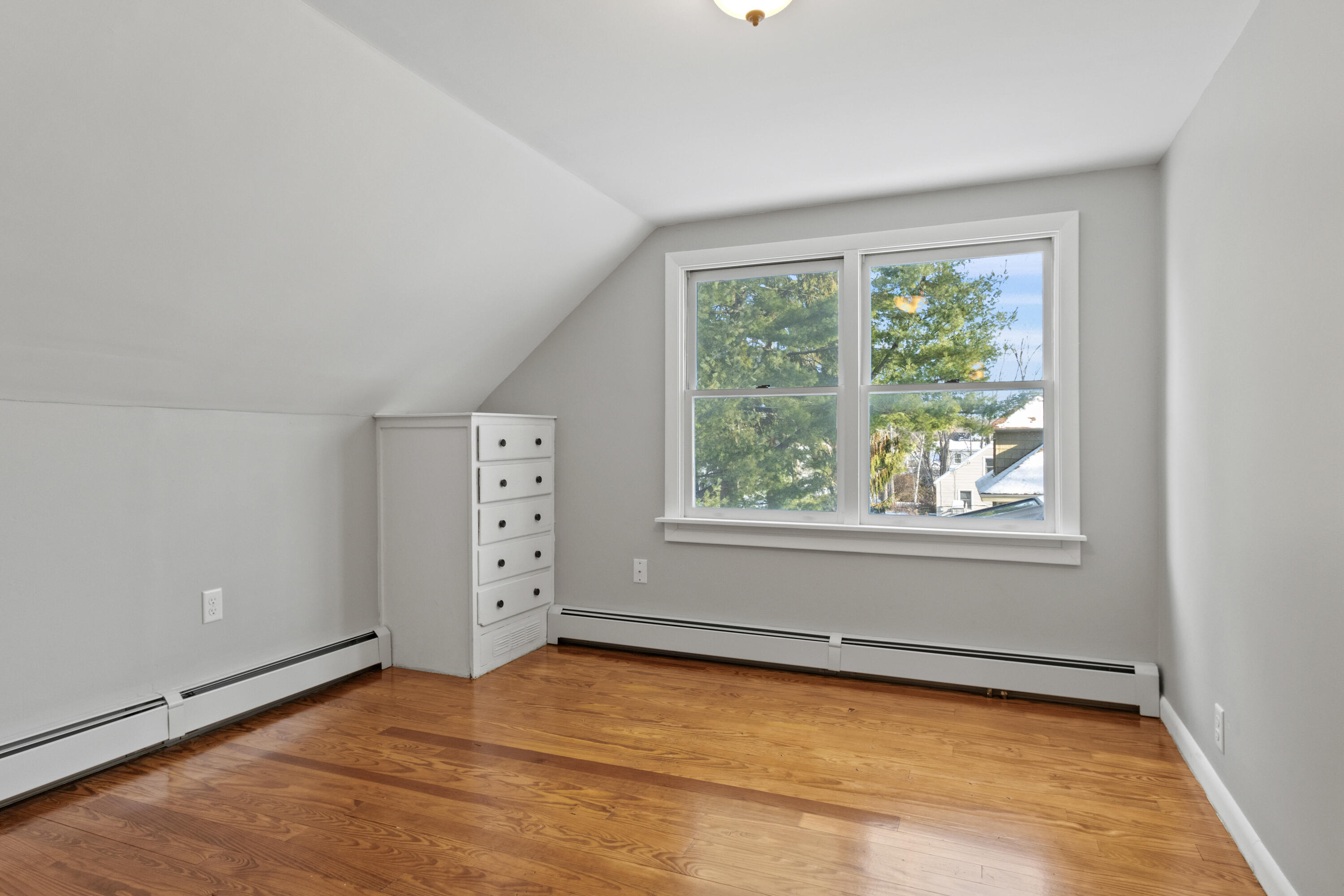 74 Chesley Avenue Portland, ME 04103 - Photo 40 of 43 20251207TG-71045