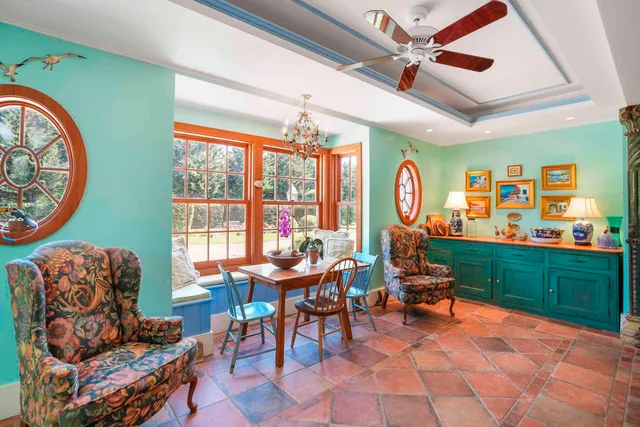 $8,995,000 | 5 Louis Field Road, Edgartown, MA 02539