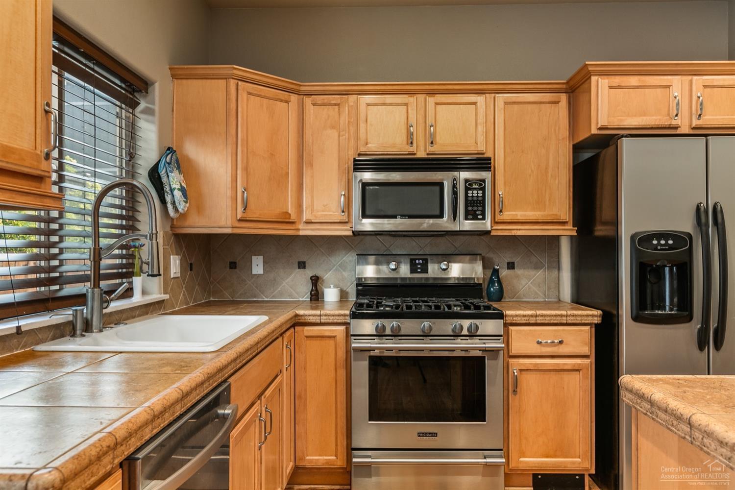 21335 Pecoraro Loop Bend, OR 97701 - Photo 7 of 24 Additional Photo