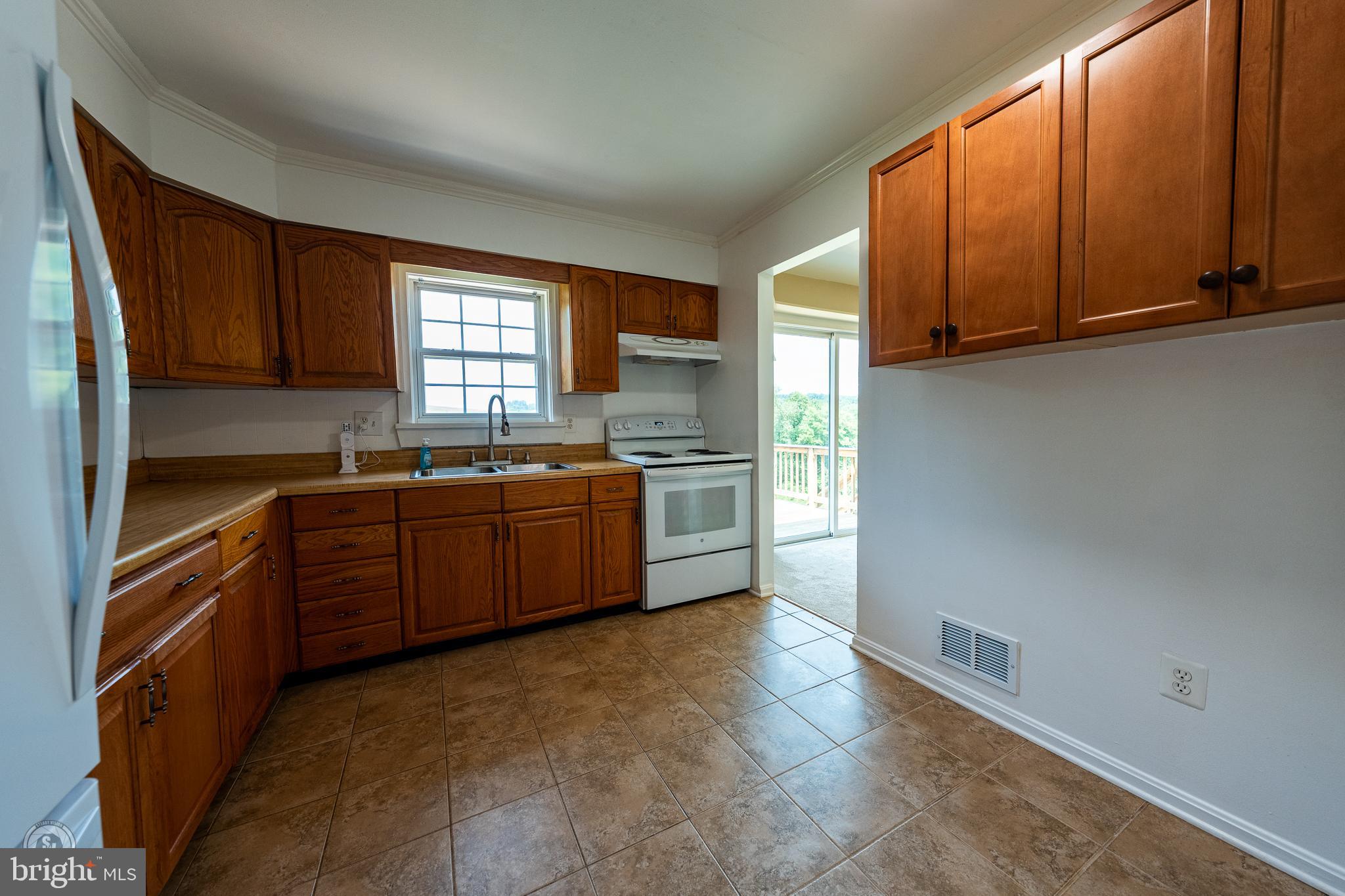518 North Gorsuch Road Westminster, MD 21157 - Photo 11 of 36 Gallery Image 11