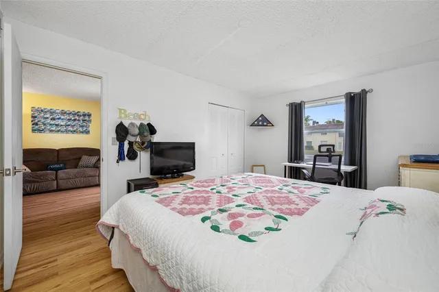 $140,000 | 1100 East Bay Drive, Unit 60, Largo, FL 33770