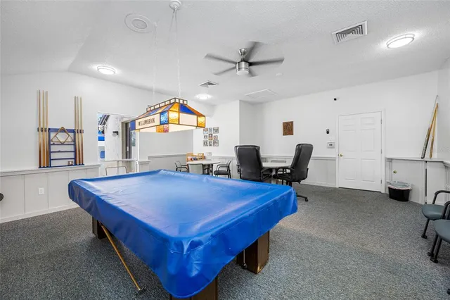 $140,000 | 1100 East Bay Drive, Unit 60, Largo, FL 33770