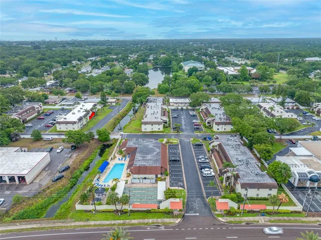 $140,000 | 1100 East Bay Drive, Unit 60, Largo, FL 33770