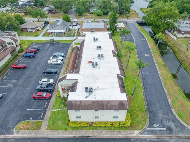 $140,000 | 1100 East Bay Drive, Unit 60, Largo, FL 33770