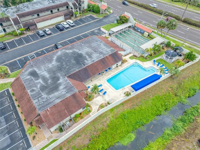 $140,000 | 1100 East Bay Drive, Unit 60, Largo, FL 33770