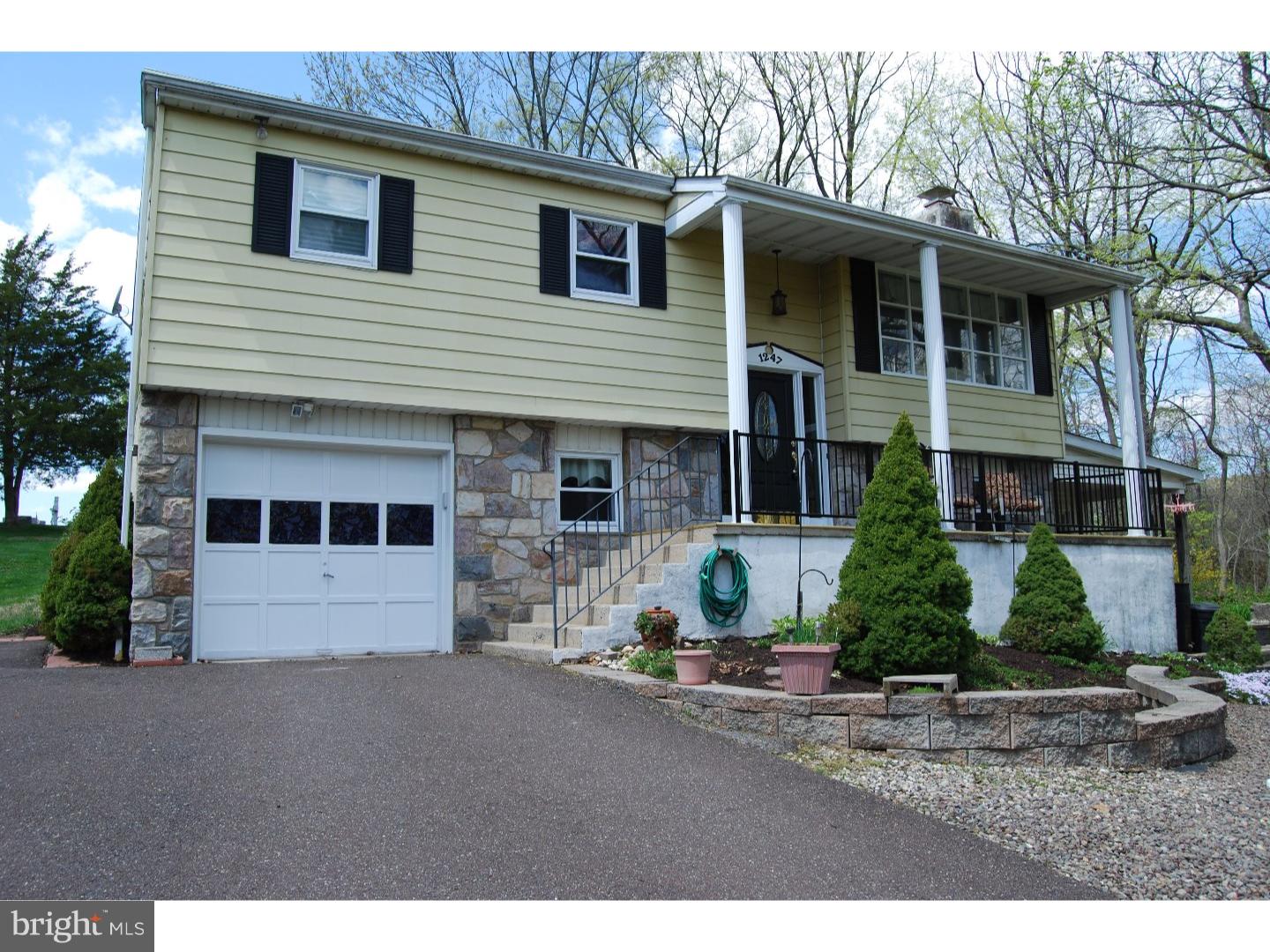 1247 North Valley Road Pottstown, PA 19464 - Photo 1 of 25 Exterior Front