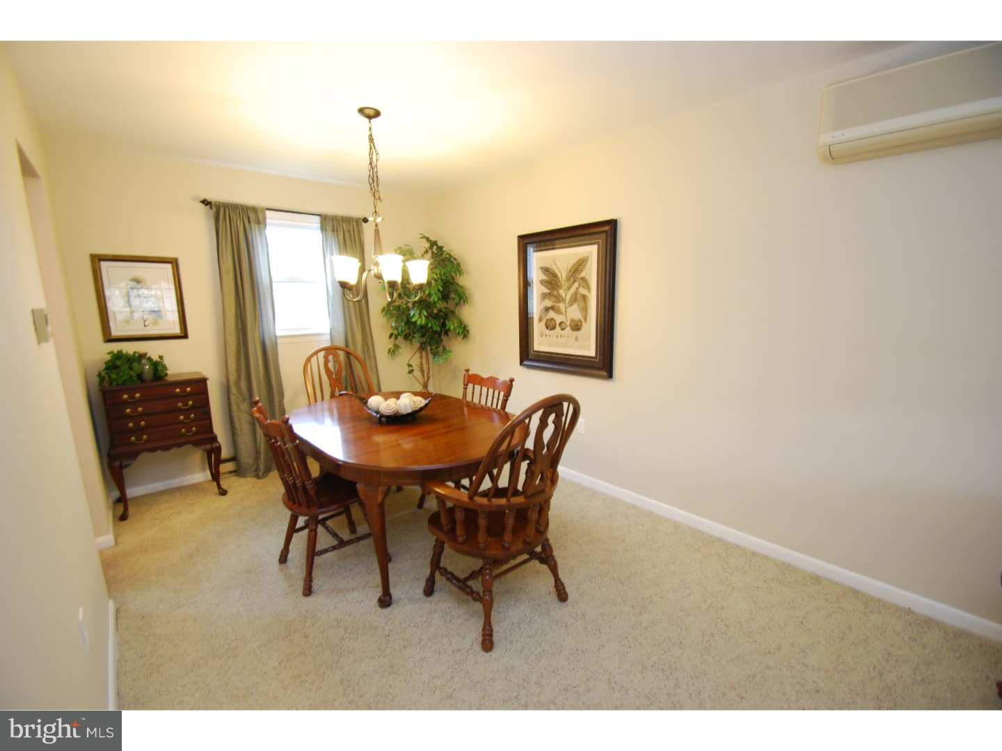 1247 North Valley Road Pottstown, PA 19464 - Photo 5 of 25 Gallery Image 5
