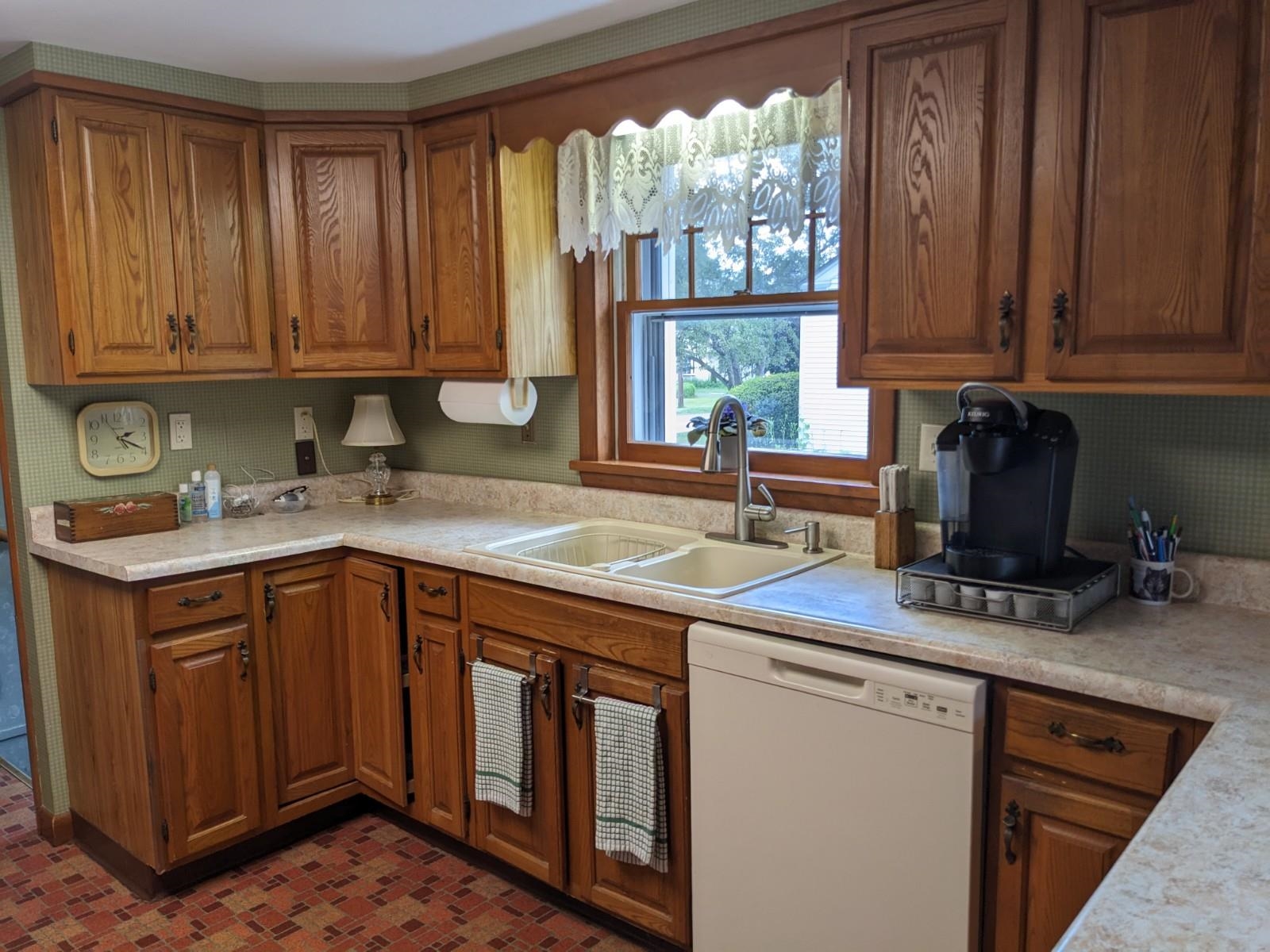 130 Park Street Rutland, VT 05701 - Photo 3 of 33