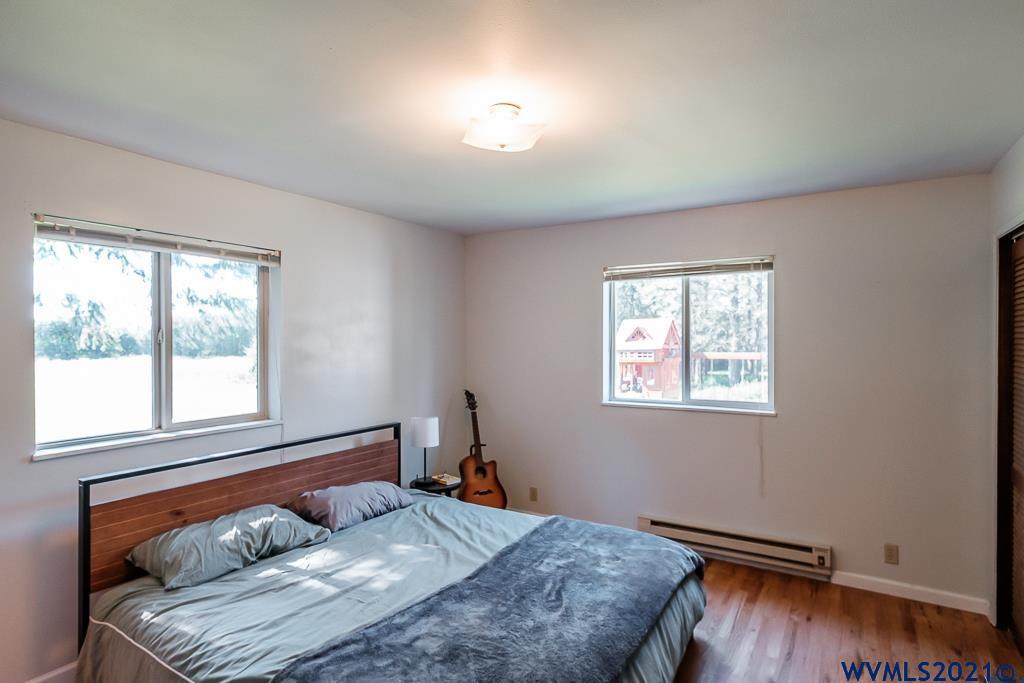 35177 Meridian Road Lebanon, OR 97355 - Photo 12 of 34