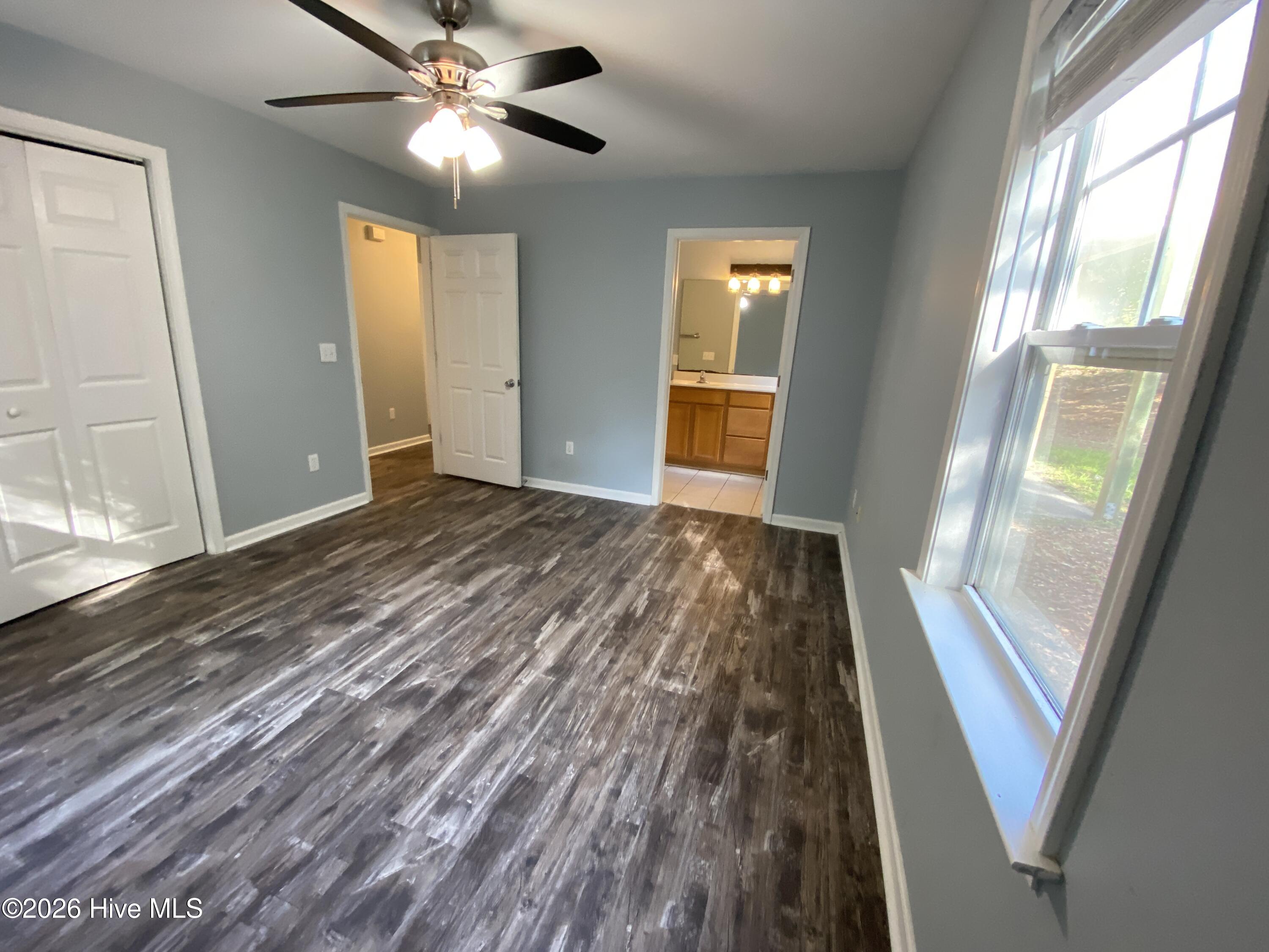 5132 Greenville Loop Road, Unit B Wilmington, NC 28409 - Photo 18 of 37