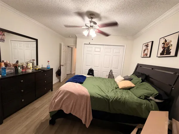 $98,000 | 2501 Gulf Freeway, Unit 4A, Dickinson, TX 77539