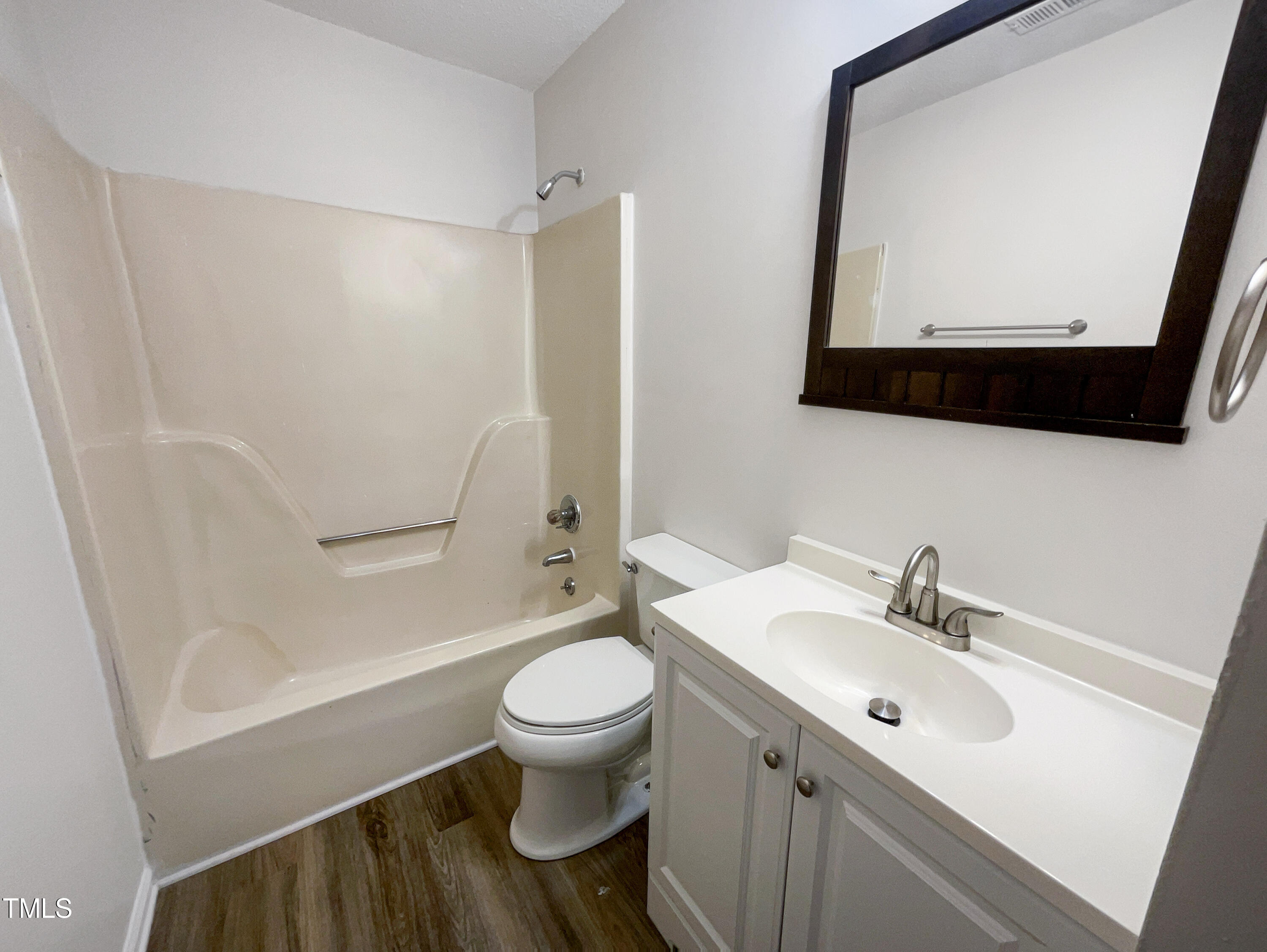 2925 Faversham Place Raleigh, NC 27604 - Photo 14 of 18 photo_14
