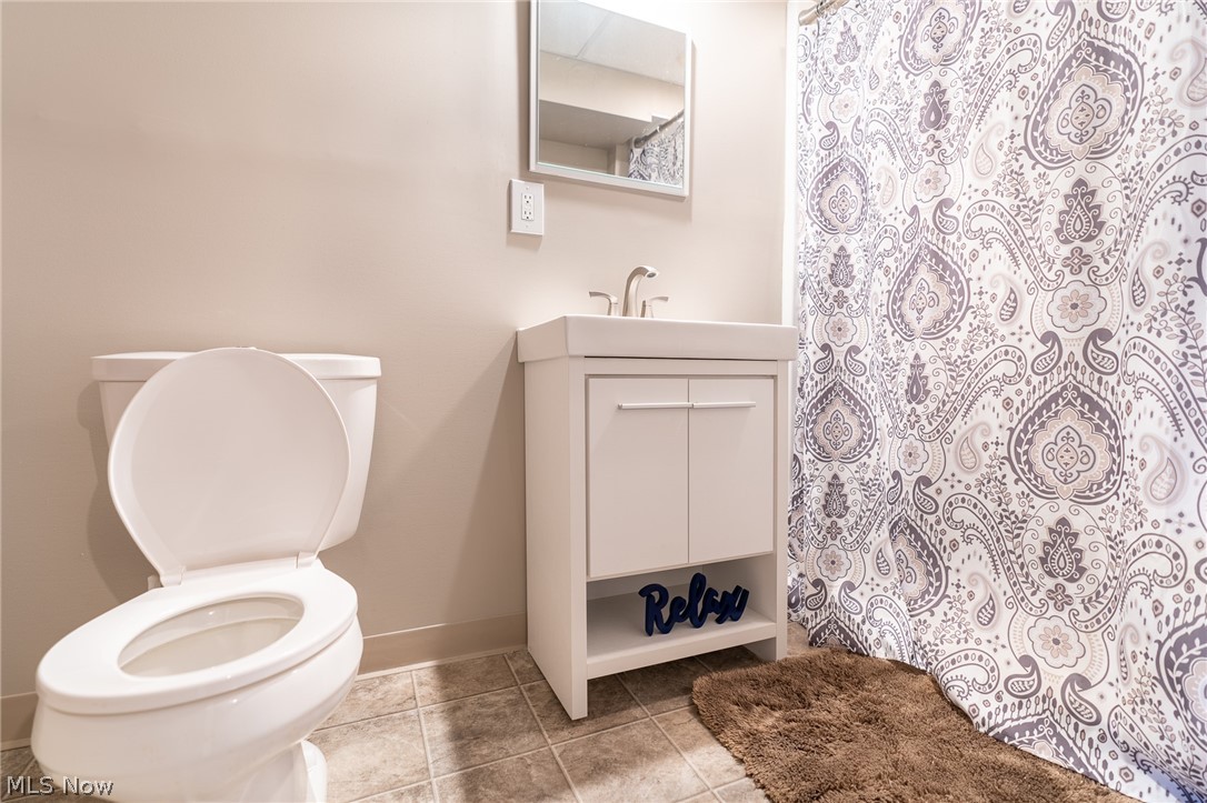 7564 Webster Road Cleveland, OH 44130 - Photo 13 of 26 Gallery Image 13