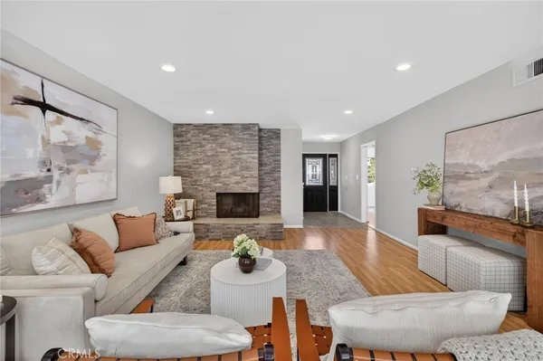 $1,398,000 | 912 Adelante Avenue, Los Angeles, CA 90042