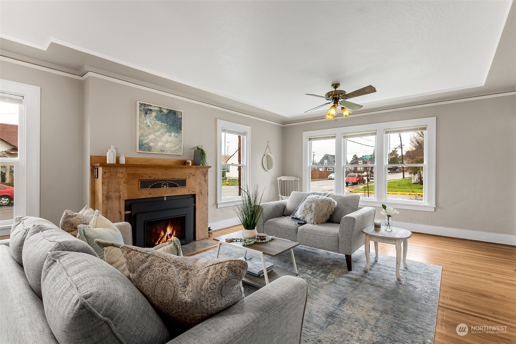 190 Southwest Lewis Street Chehalis, WA 98532 - Photo 10 of 30 a living room with furniture and a fireplace