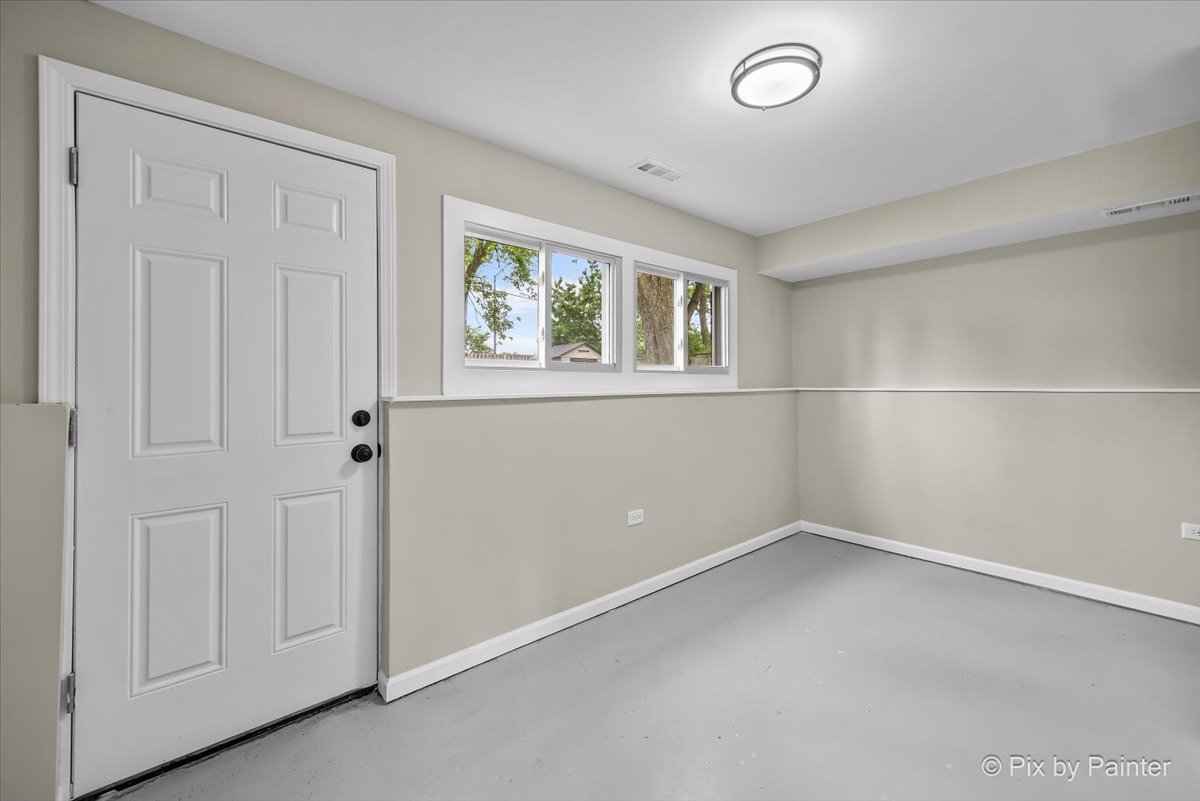 6710 Valley View Road Hanover Park, IL 60133 - Photo 23 of 28 Gallery Image 23