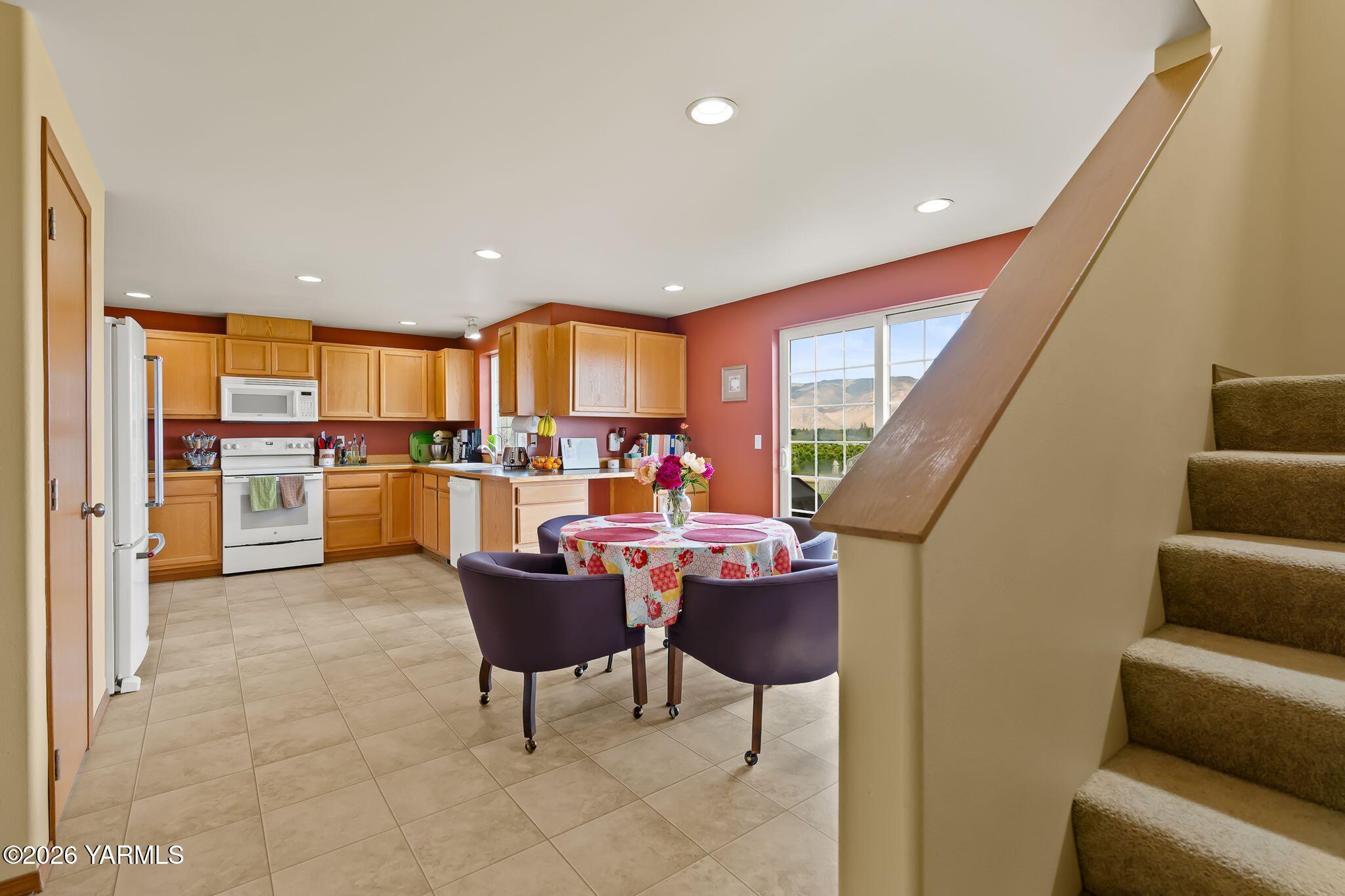 200 Tieton Heights Road Tieton, WA 98947 - Photo 11 of 41 200 Tieton Heights Rd-9