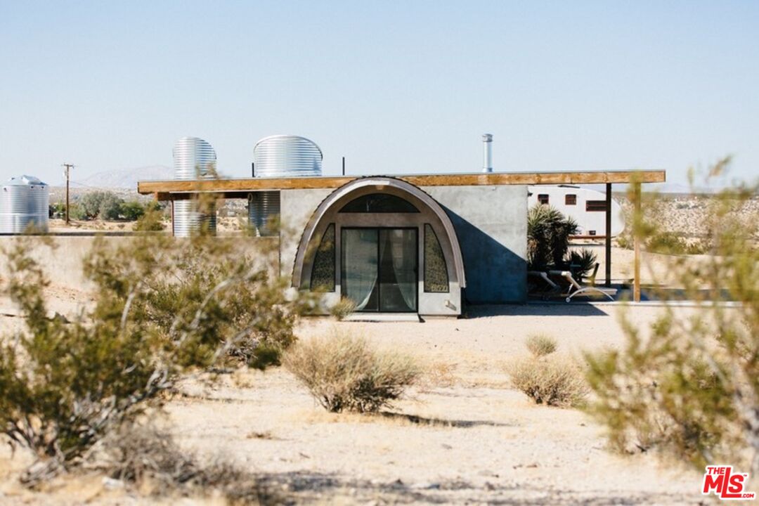 2373 Arizona Avenue Joshua Tree, CA 92252 - Photo 22 of 25