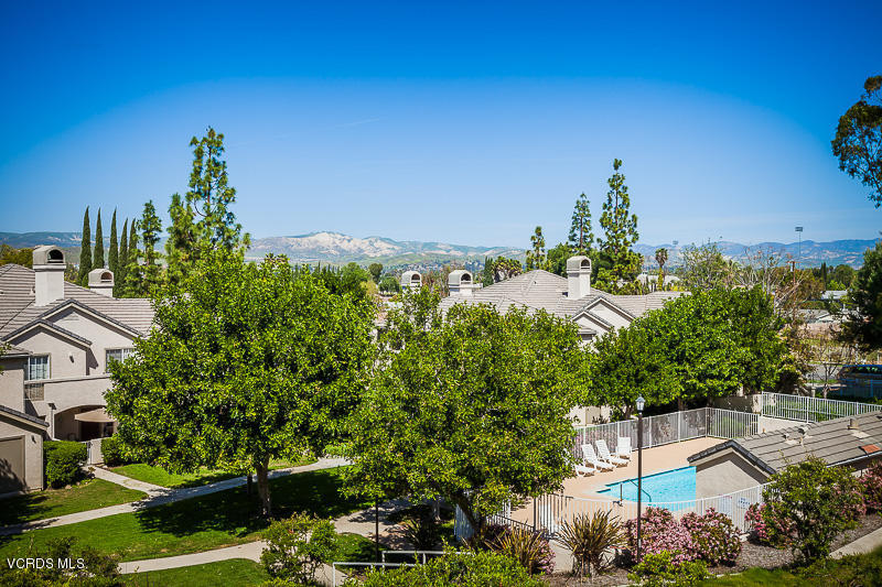 1225 Fitzgerald Road, Unit B Simi Valley, CA 93065 - Photo 31 of 34 a view of a city