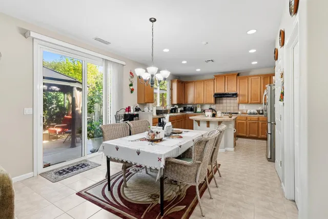 $699,900 | 2857 Maybrook Drive, Sacramento, CA 95835