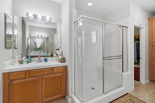 $699,900 | 2857 Maybrook Drive, Sacramento, CA 95835