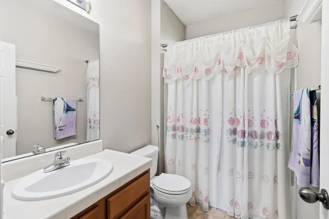 $699,900 | 2857 Maybrook Drive, Sacramento, CA 95835