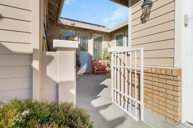 $699,900 | 2857 Maybrook Drive, Sacramento, CA 95835