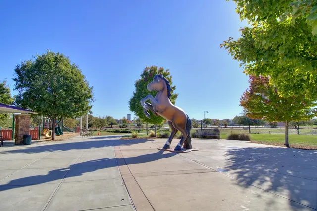 $699,900 | 2857 Maybrook Drive, Sacramento, CA 95835