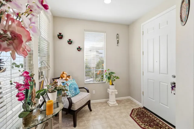 $699,900 | 2857 Maybrook Drive, Sacramento, CA 95835