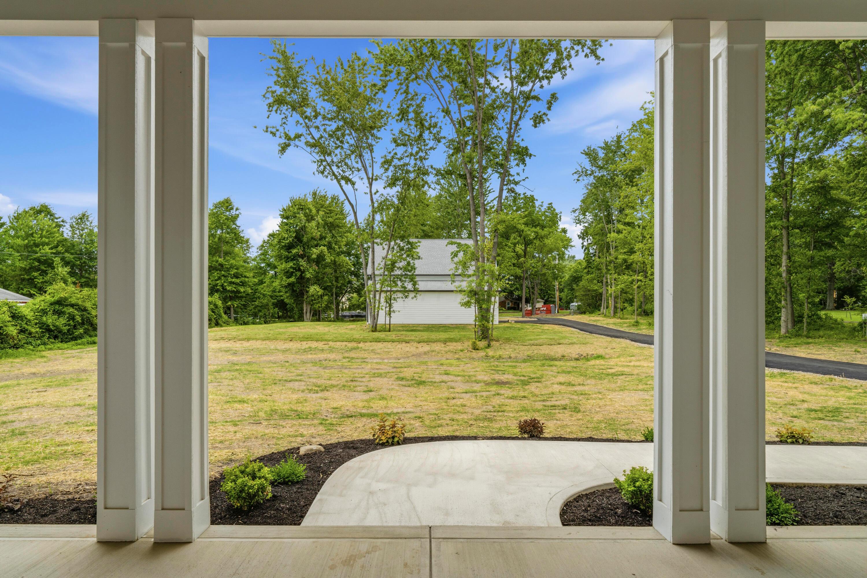 8002 Maxtown Road Westerville, OH 43082 - Photo 11 of 77 .