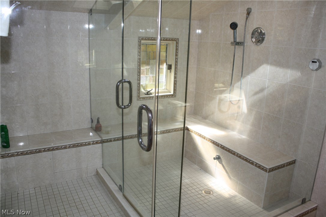 16462 Stoneridge Road Chagrin Falls, OH 44023 - Photo 8 of 15 Gallery Image 8